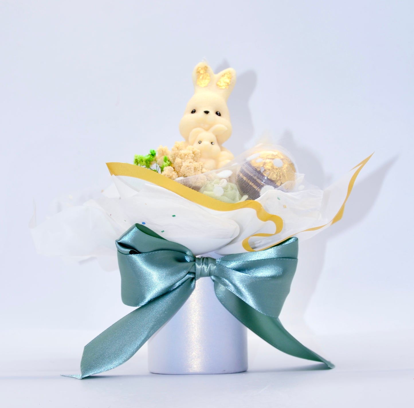 Enchanting Easter Candle Keepsake