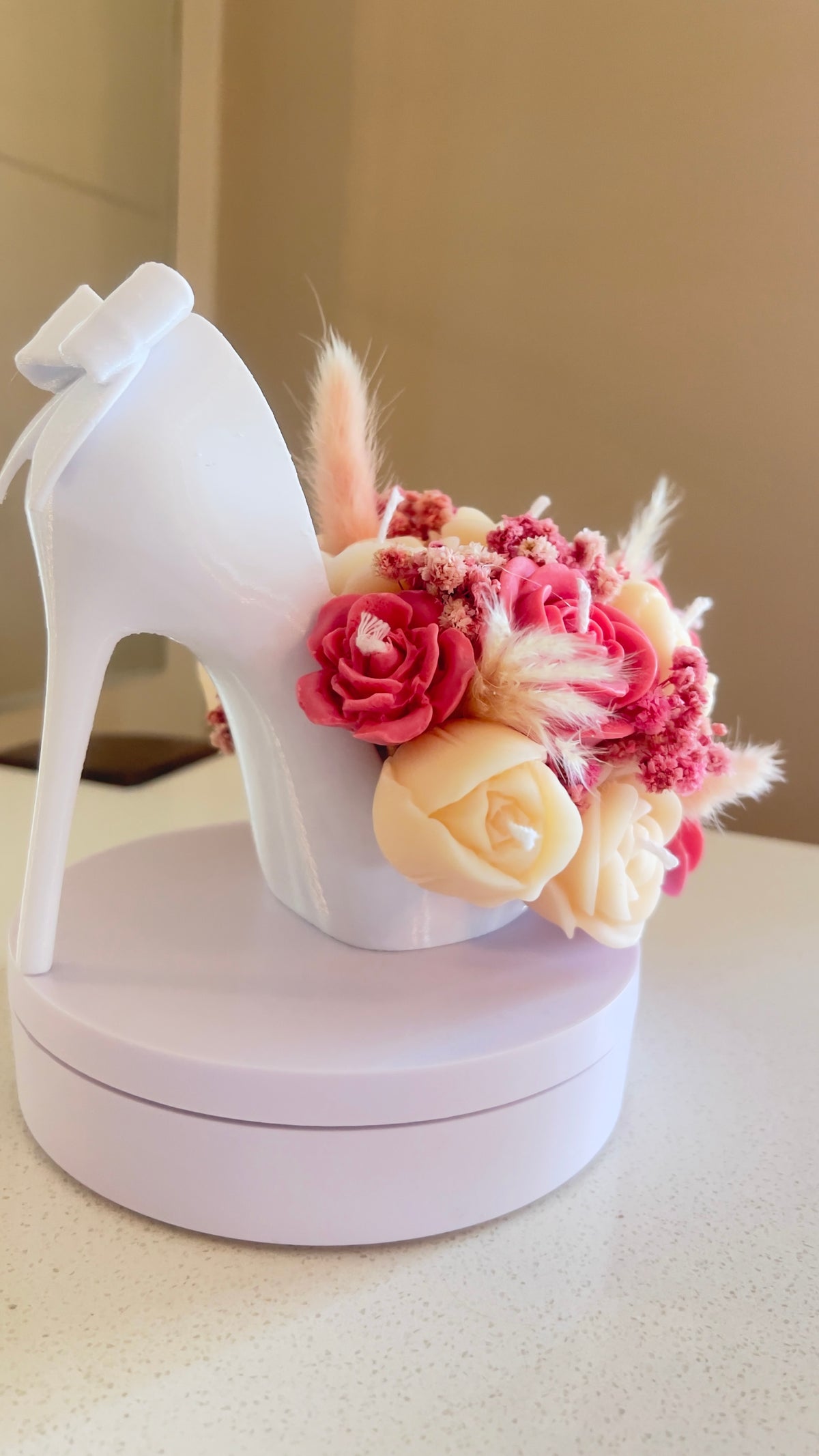 🤍💗 La Femme Chic — White & Pink