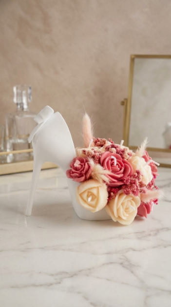 🤍💗 La Femme Chic — White & Pink